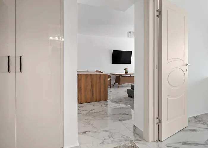 First & Parking Apartmán