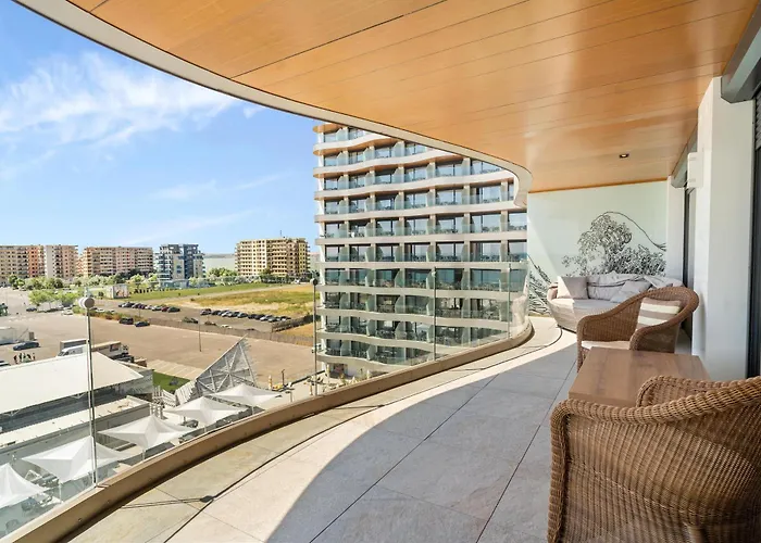 First & Parking Apartmán Mamaia